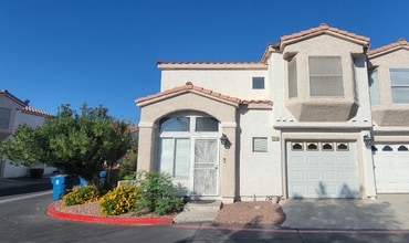 6928 Oyster Shell Dr in Las Vegas, NV - Building Photo - Building Photo