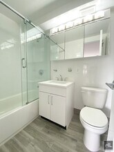 E 16 ST in New York, NY - Building Photo - Building Photo