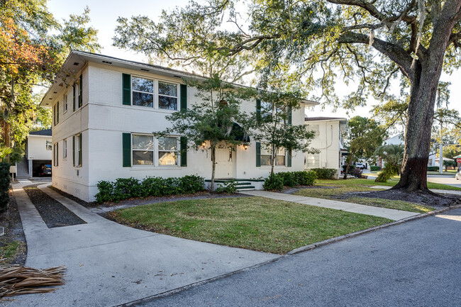 1627 Larue Ave in Jacksonville, FL - Building Photo - Building Photo