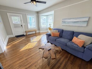 1763 Landon Ave in Jacksonville, FL - Foto de edificio - Building Photo