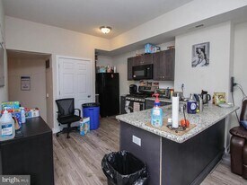 1515 N Bouvier St in Philadelphia, PA - Building Photo