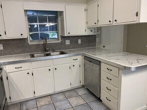12601 Pleasant View Dr in Little Rock, AR - Building Photo - Building Photo