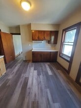 2480 W Keefe Ave in Milwaukee, WI - Building Photo - Building Photo