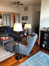 1624 W Division St in Chicago, IL - Foto de edificio - Building Photo