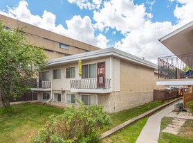 11144 124th St NW in Edmonton, AB - Building Photo