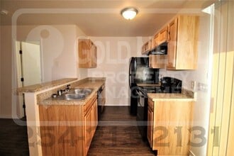 5805 Redstone Dr in Killeen, TX - Building Photo - Building Photo