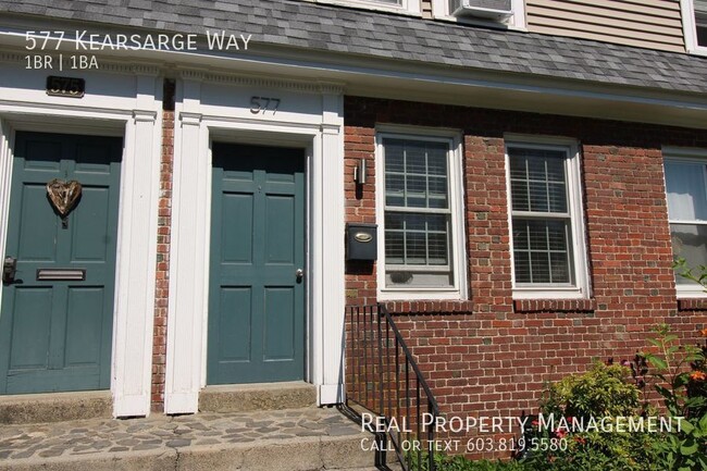 577 Kearsarge Way in Portsmouth, NH - Building Photo - Building Photo