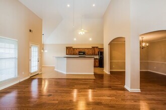 11660 Dempsey Dr in Arlington, TN - Foto de edificio - Building Photo