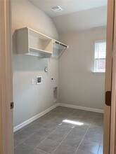 655 Windbrook Dr in Andice, TX - Building Photo - Building Photo