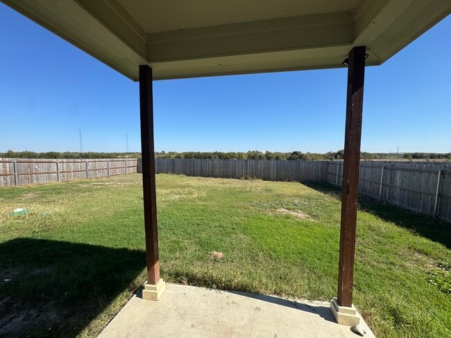 143 Carley Ct in Ltl Rvr Acad, TX - Building Photo - Building Photo