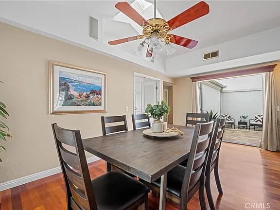 24320 Taranto Ave in Santa Clarita, CA - Building Photo - Building Photo