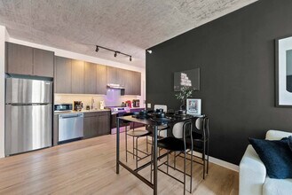 633 S LaSalle St in Chicago, IL - Building Photo - Building Photo