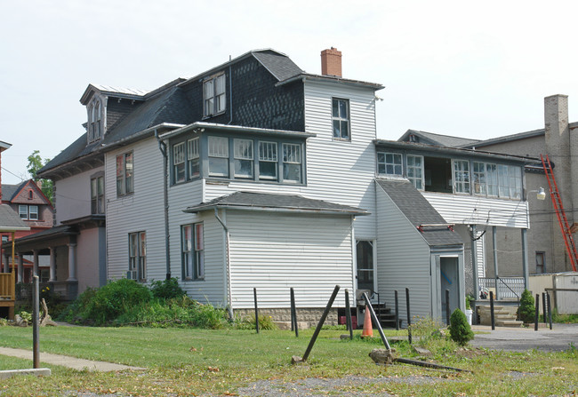 833-835 W 3rd St in Williamsport, PA - Building Photo - Building Photo