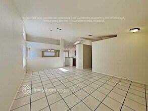 117 Breezy Shore Ave in North Las Vegas, NV - Building Photo - Building Photo