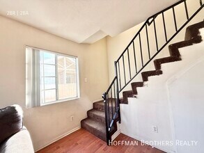 7349 Balboa Blvd in Los Angeles, CA - Building Photo - Building Photo