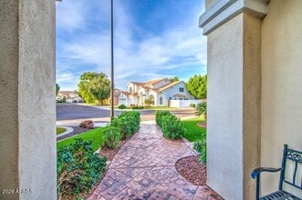 2201 E Tahitian Way in Gilbert, AZ - Building Photo - Building Photo