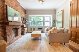 1210 Park Ave in Hoboken, NJ - Building Photo - Building Photo