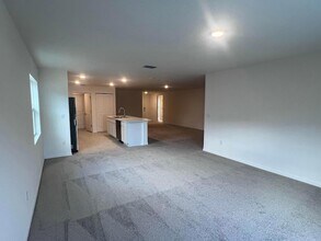 3161 Fergus Ave in Palm Bay, FL - Foto de edificio - Building Photo