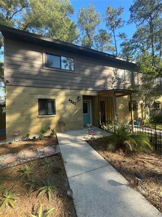 4301 SW 69th Terrace in Gainesville, FL - Building Photo
