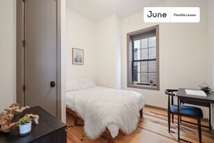 Stunning Private ROOM in Harlem, Unit 1 in New York, NY - Building Photo