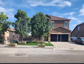 13844 Hollywood in Horizon City, TX - Building Photo