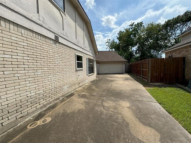 1046 Shillington Dr in Katy, TX - Building Photo - Building Photo