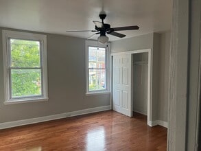 2207 Bainbridge St in Philadelphia, PA - Foto de edificio - Building Photo