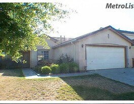 3368 Dayton Herzog Ln in Stockton, CA - Building Photo