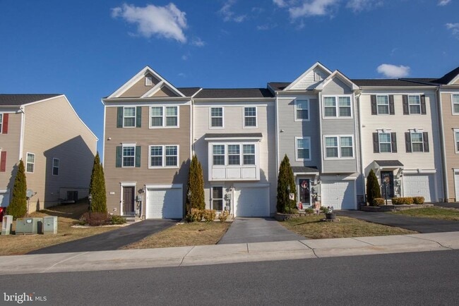 91 Kensington Terrace in Martinsburg, WV - Building Photo - Building Photo