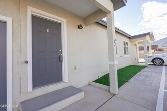 8761 Lawson St in El Paso, TX - Building Photo - Building Photo