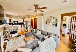 13 Worcester St in Boston, MA - Foto de edificio - Building Photo