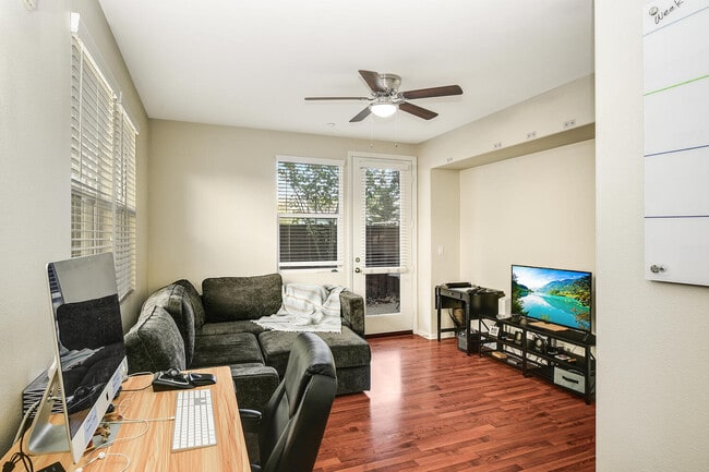 751 Paradise Way in National City, CA - Building Photo - Building Photo