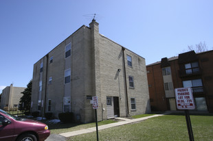 724 Piper Ln Apartments