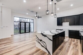 1475 McKee St in Dallas, TX - Building Photo - Building Photo
