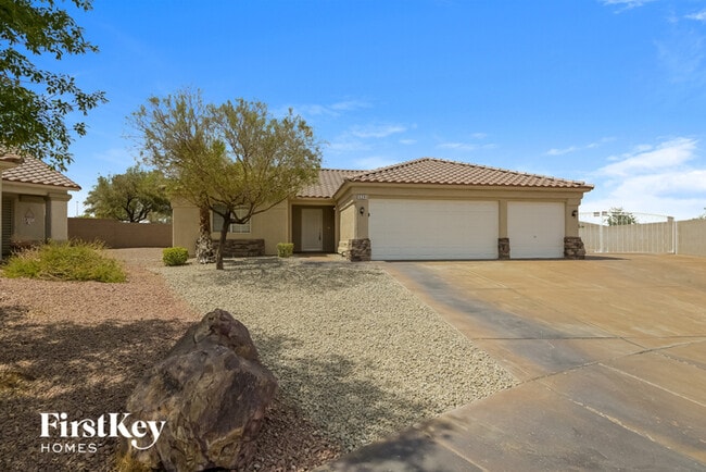 528 Waterwheel Falls Dr in Henderson, NV - Building Photo - Building Photo