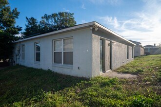 1836 Ridge Valley St in Clermont, FL - Building Photo - Building Photo