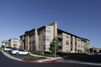 10411 Reserve Dr in San Diego, CA - Foto de edificio - Building Photo