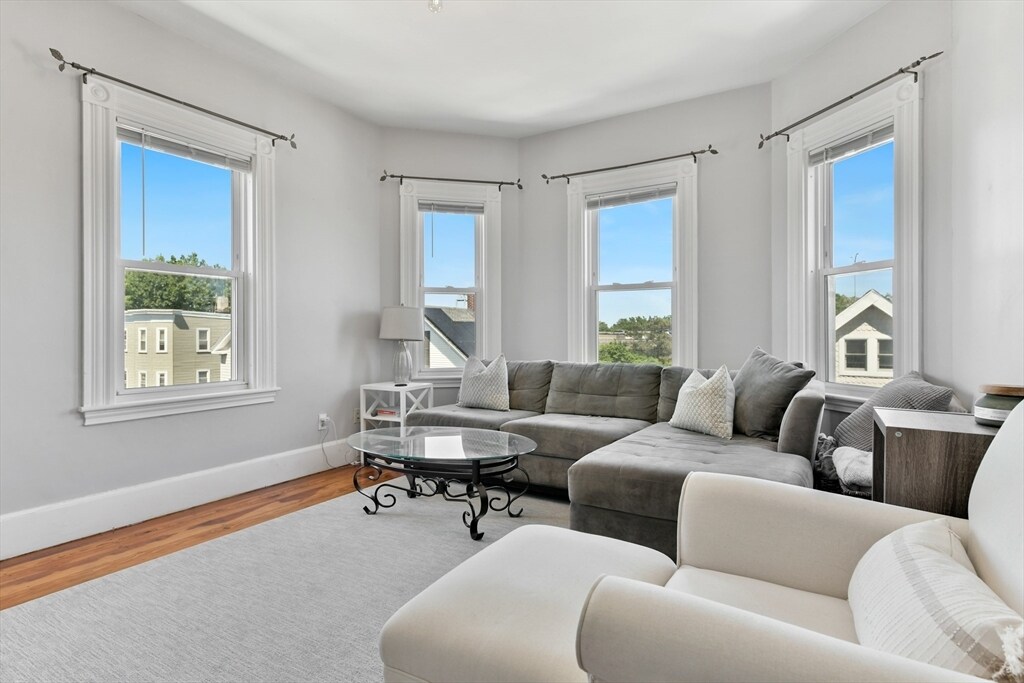 166 Sydney St in Boston, MA - Building Photo