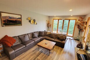 66 Paquette Dr in Carroll, NH - Building Photo