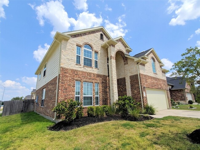 property at 24726 Colonial Elm Dr