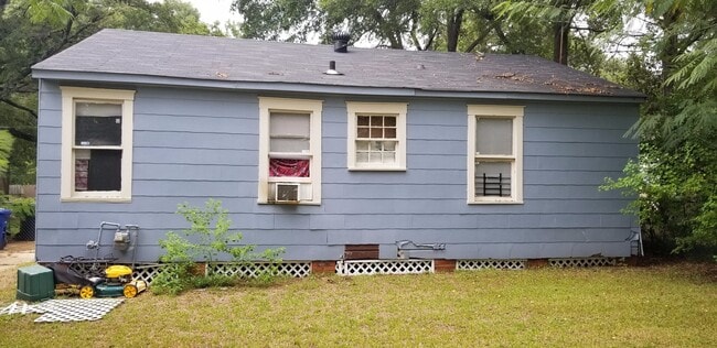 2751 Essex St in Shreveport, LA - Building Photo - Building Photo