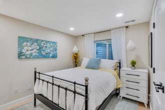 9959 S Eden Point Cir, Unit SoJo Furnished Basement in South Jordan, UT - Foto de edificio - Building Photo