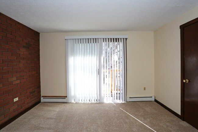 Meadowbrook Apartments photo'