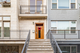 223 Union St in Brooklyn, NY - Foto de edificio - Building Photo