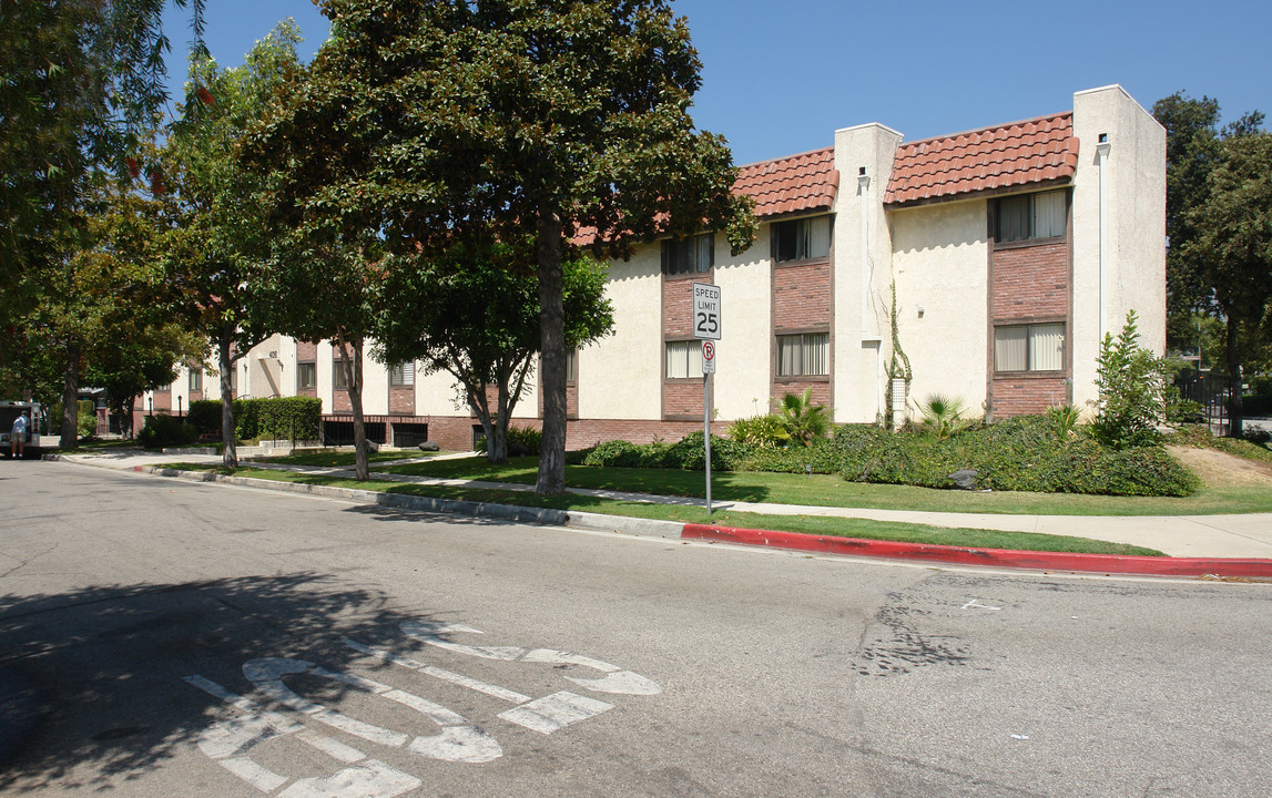 405 Ivy St in Glendale, CA - Foto de edificio