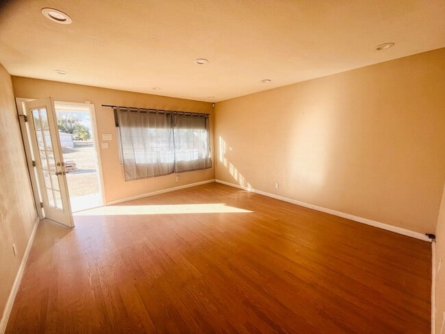 26422 Community Blvd in Barstow, CA - Building Photo - Building Photo