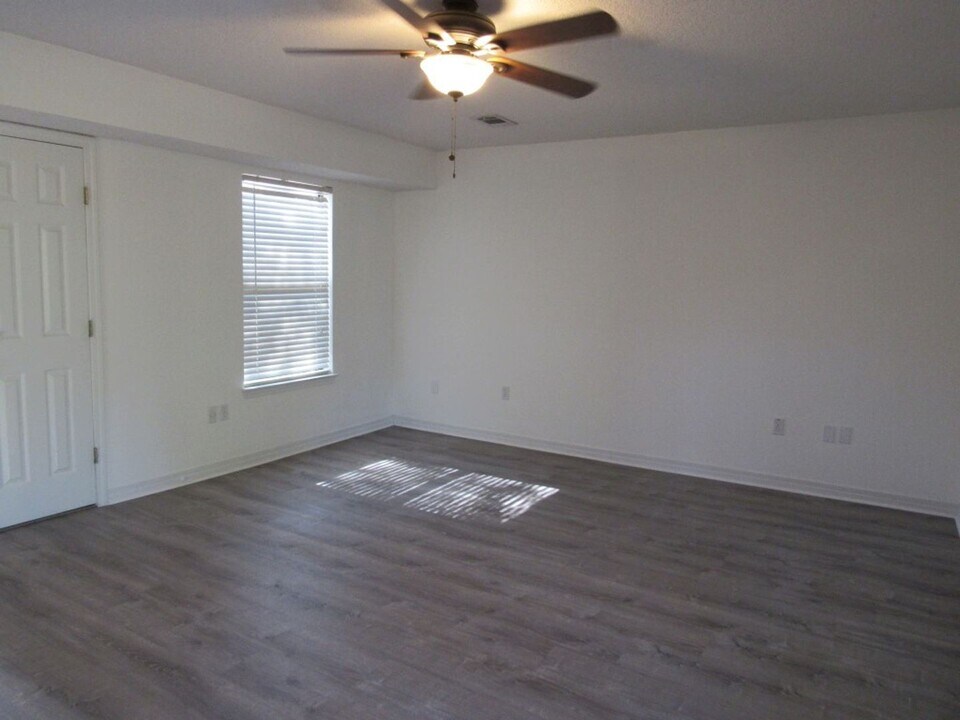 4685 Calle Ladera in Pensacola, FL - Building Photo