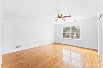 1625 Mabel St in Piscataway, NJ - Building Photo - Building Photo