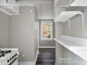 1012 Idlewood Ave in Carnegie, PA - Building Photo - Building Photo