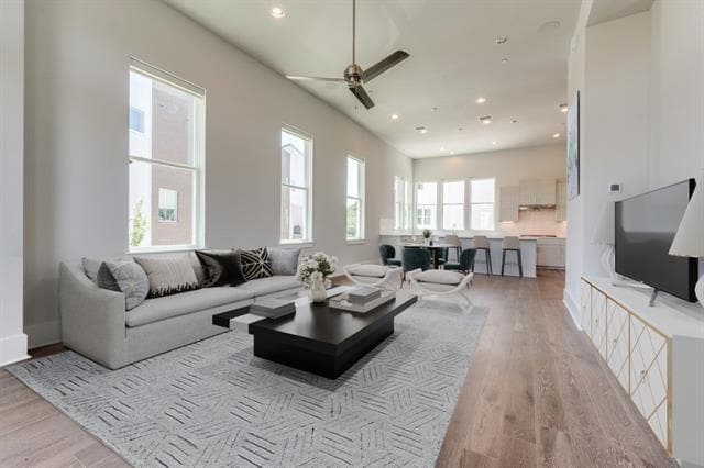property at 381 E Greenbriar Ln